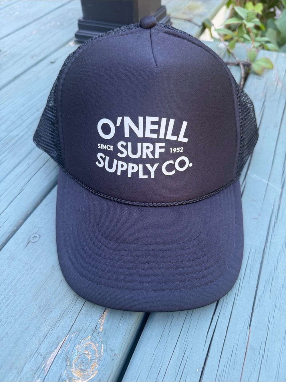 O’Neill Surf Supply Co Black Mesh Trucker Snapback Hat Cap